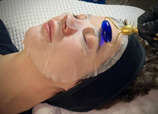 Deep facial cleansing 